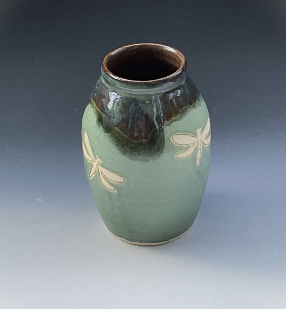 sw_dragonfly_vase.jpeg